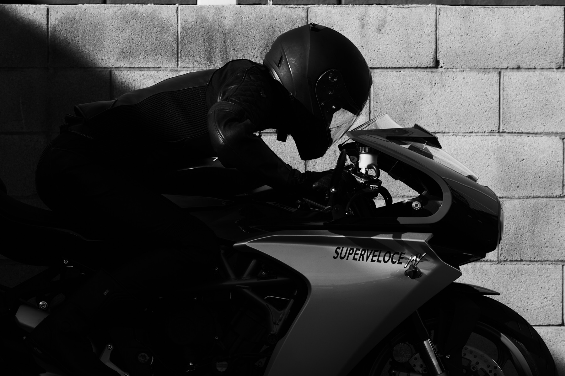 20201121_MOTO_MAGGIEGULASEY_1007